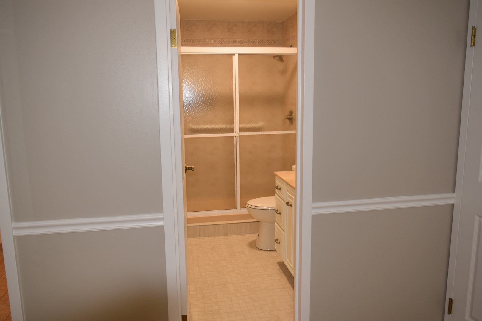 1405 East Central Road, Unit 201A Arlington Heights, IL 60005 - Photo 20 of 30