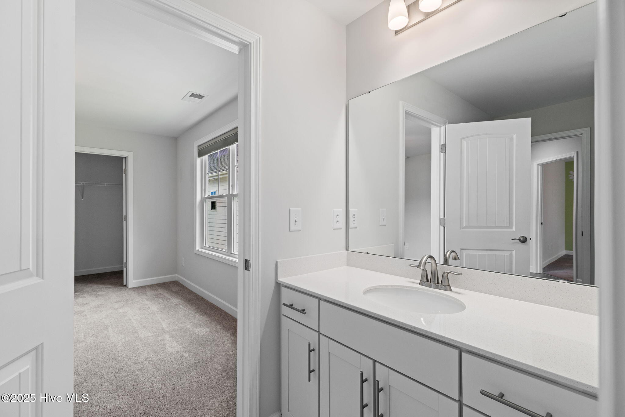1241 Lt Congleton Road Wilmington, NC 28409 - Photo 47 of 61 Shared full bath