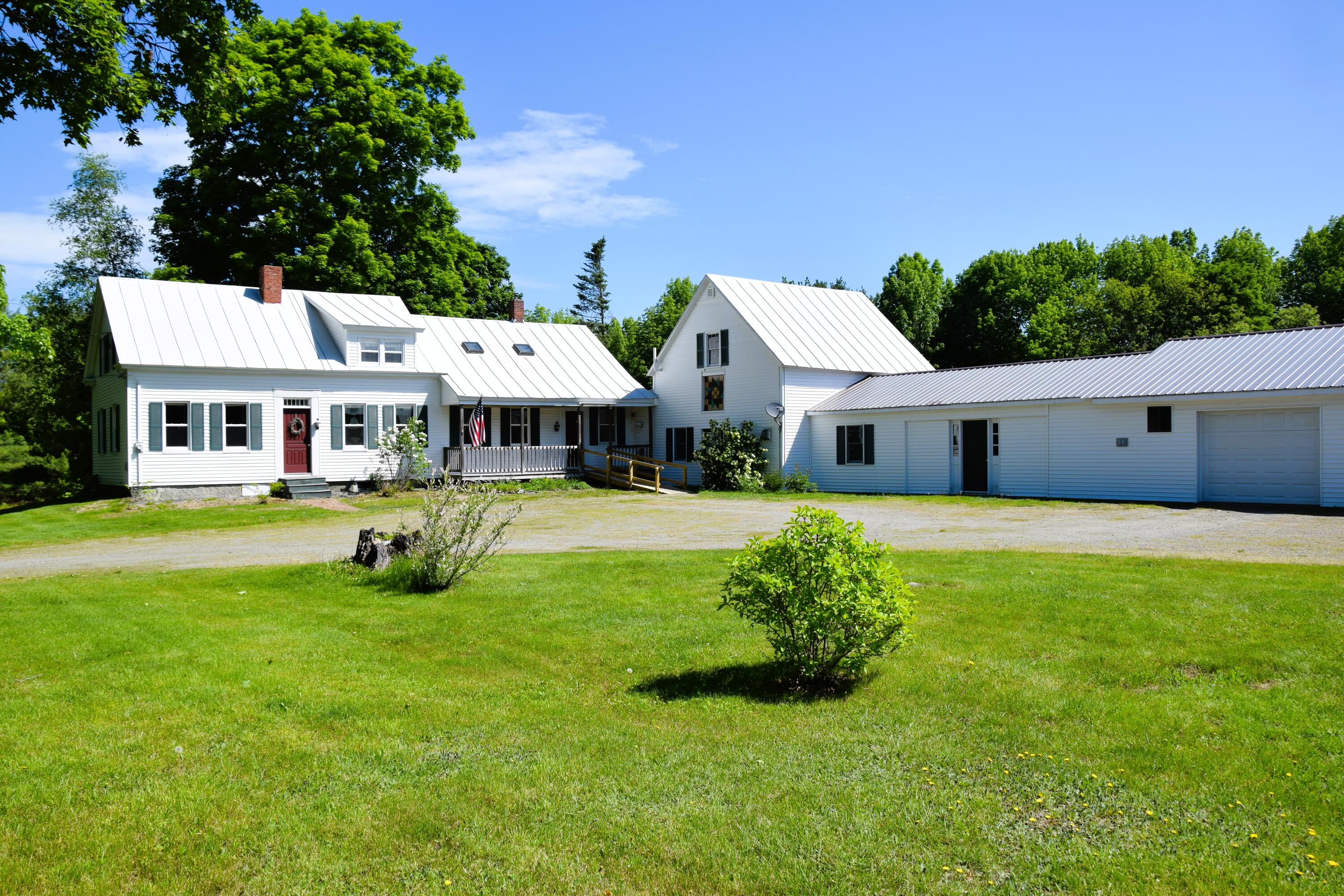 457 Lakewood Road Madison, ME 04950 - Photo 2 of 81 DSC_0067