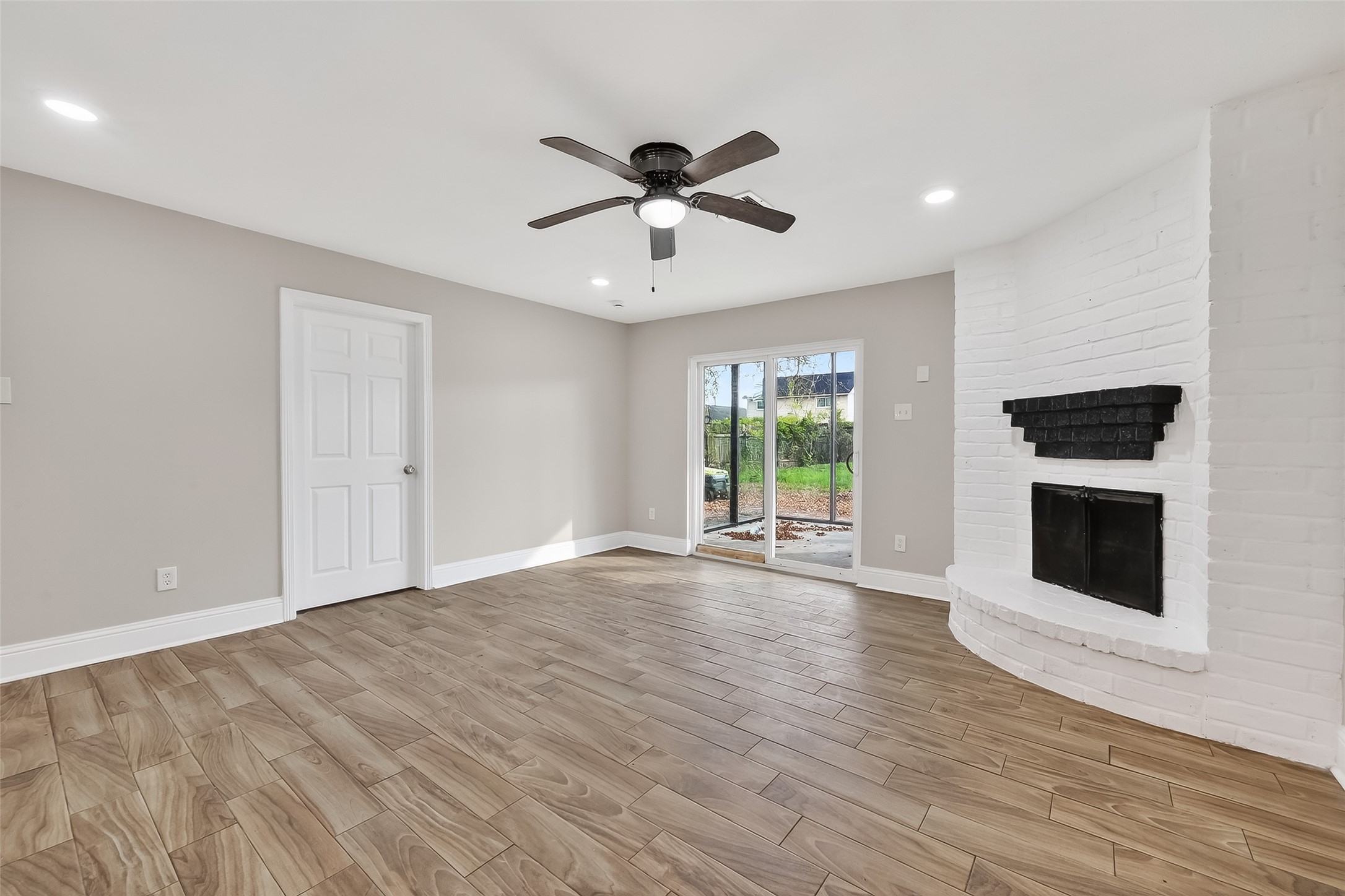 11107 Cedarview Lane Houston, TX 77041 - Photo 27 of 39