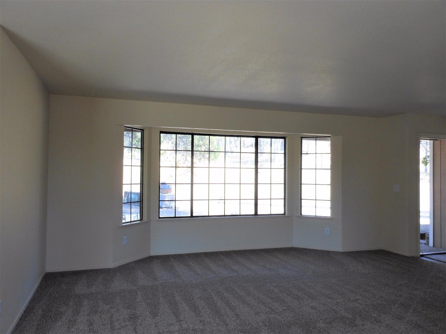 33306 Vetoll Road, Unit 2 Coarsegold, CA 93614 - Photo 2 of 53 Gallery Image 2