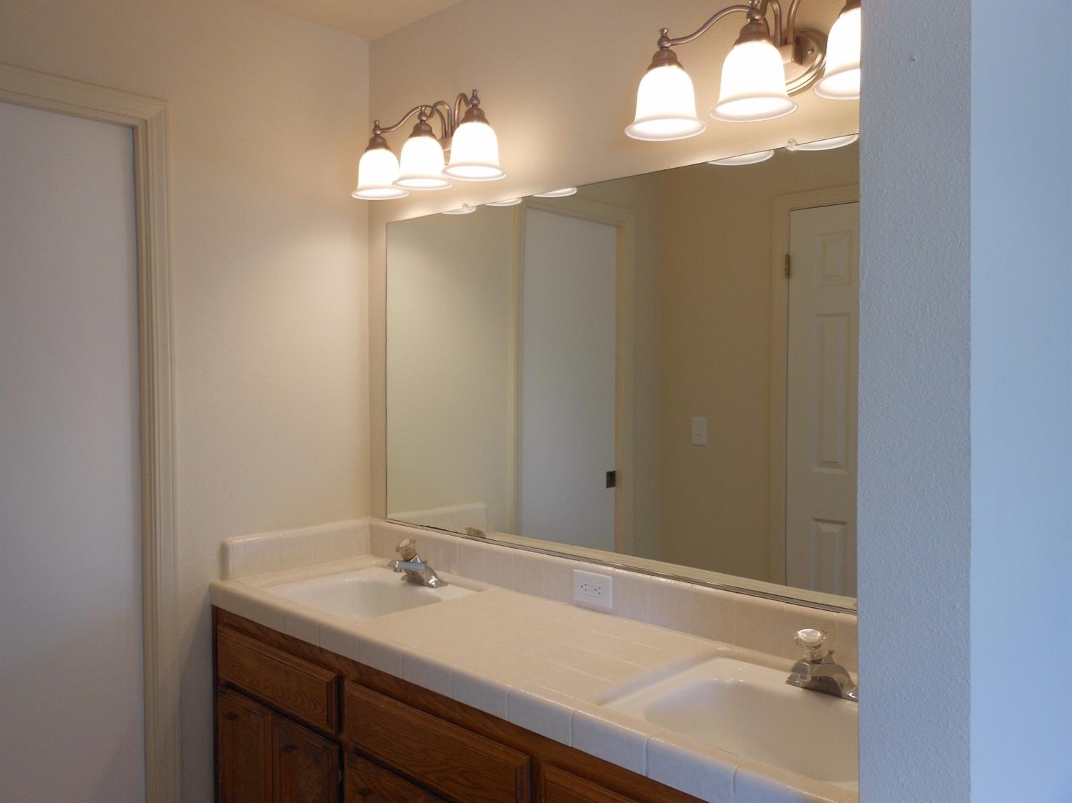 33306 Vetoll Road, Unit 2 Coarsegold, CA 93614 - Photo 11 of 53 Gallery Image 11