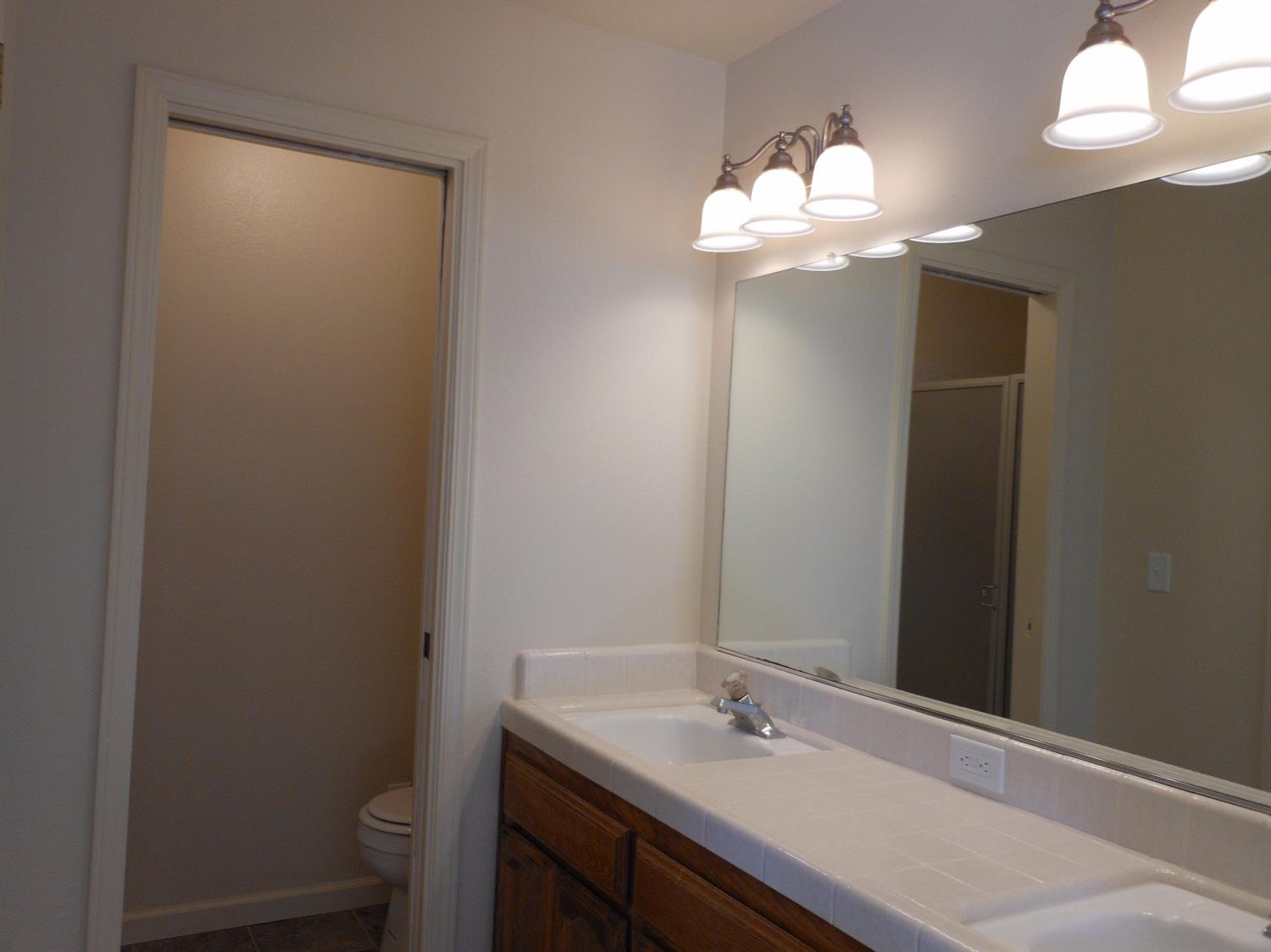 33306 Vetoll Road, Unit 2 Coarsegold, CA 93614 - Photo 12 of 53 Gallery Image 12