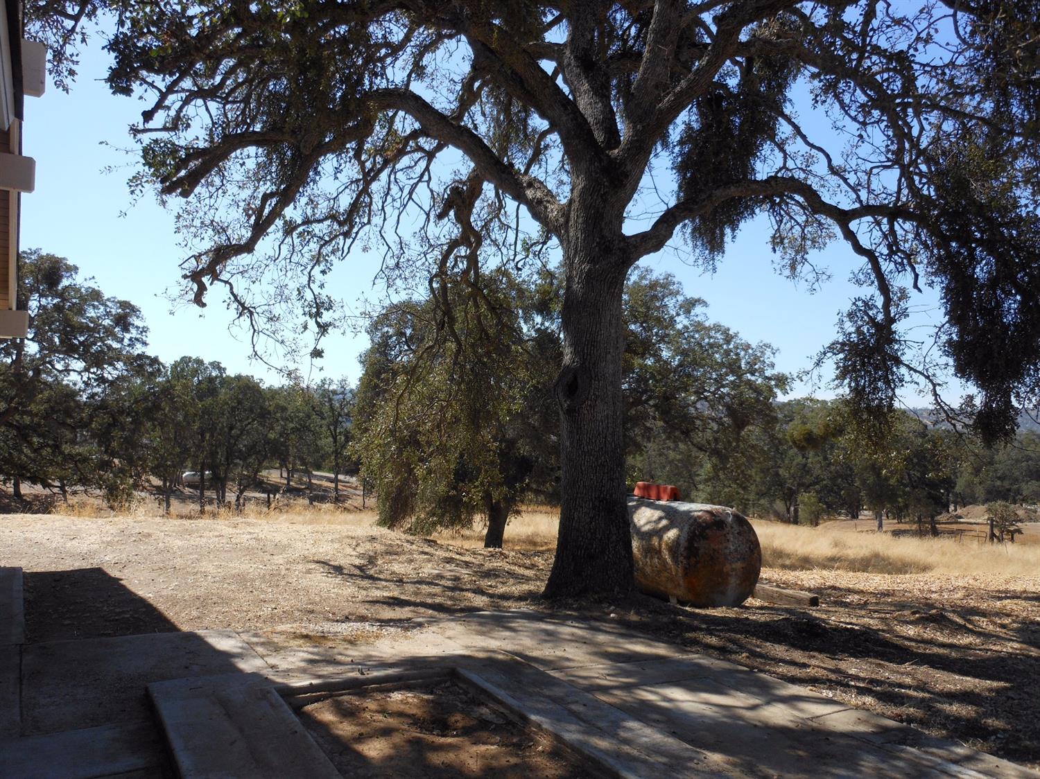 33306 Vetoll Road, Unit 2 Coarsegold, CA 93614 - Photo 21 of 53 Gallery Image 21