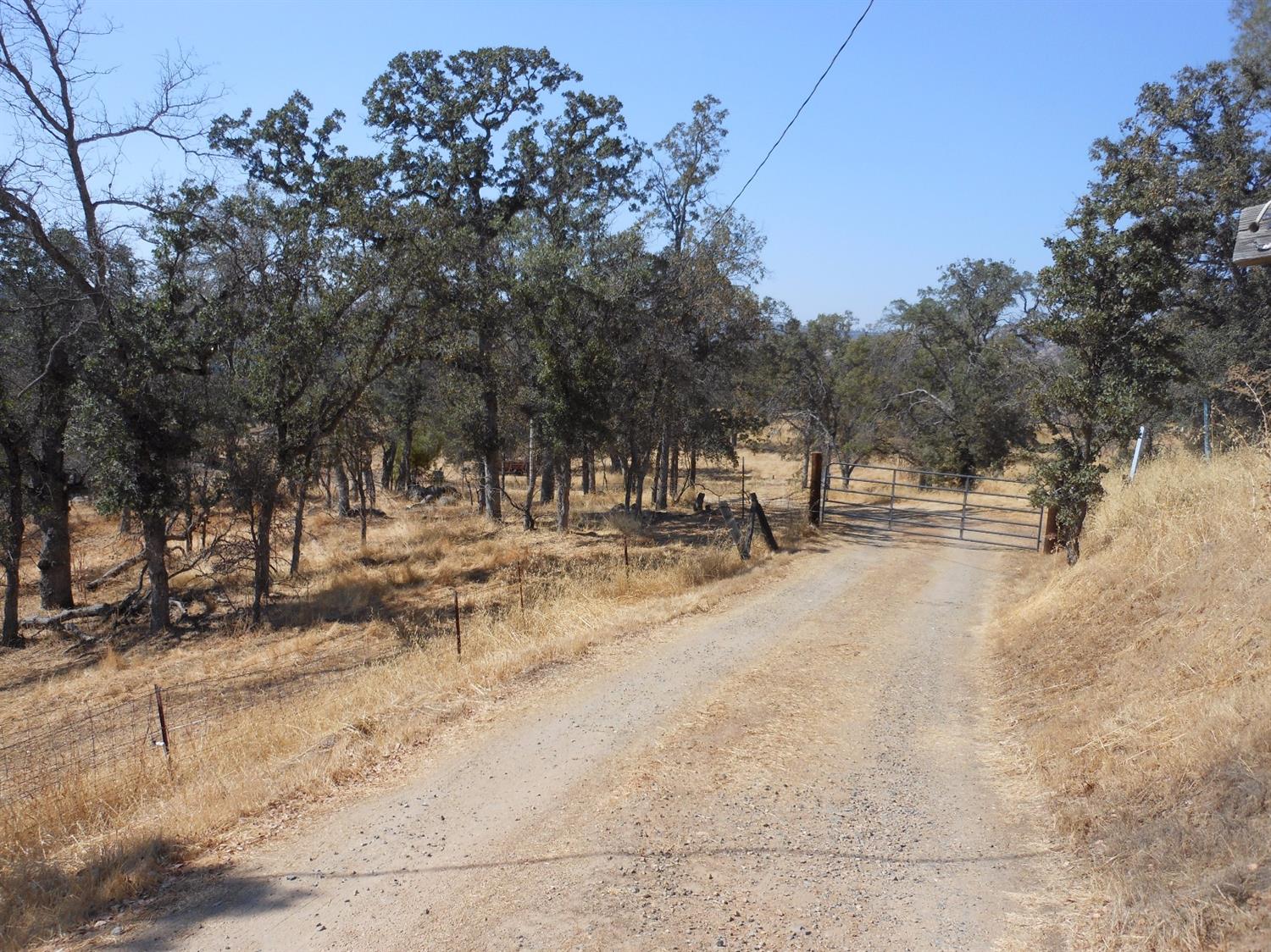 33306 Vetoll Road, Unit 2 Coarsegold, CA 93614 - Photo 23 of 53 Gallery Image 23