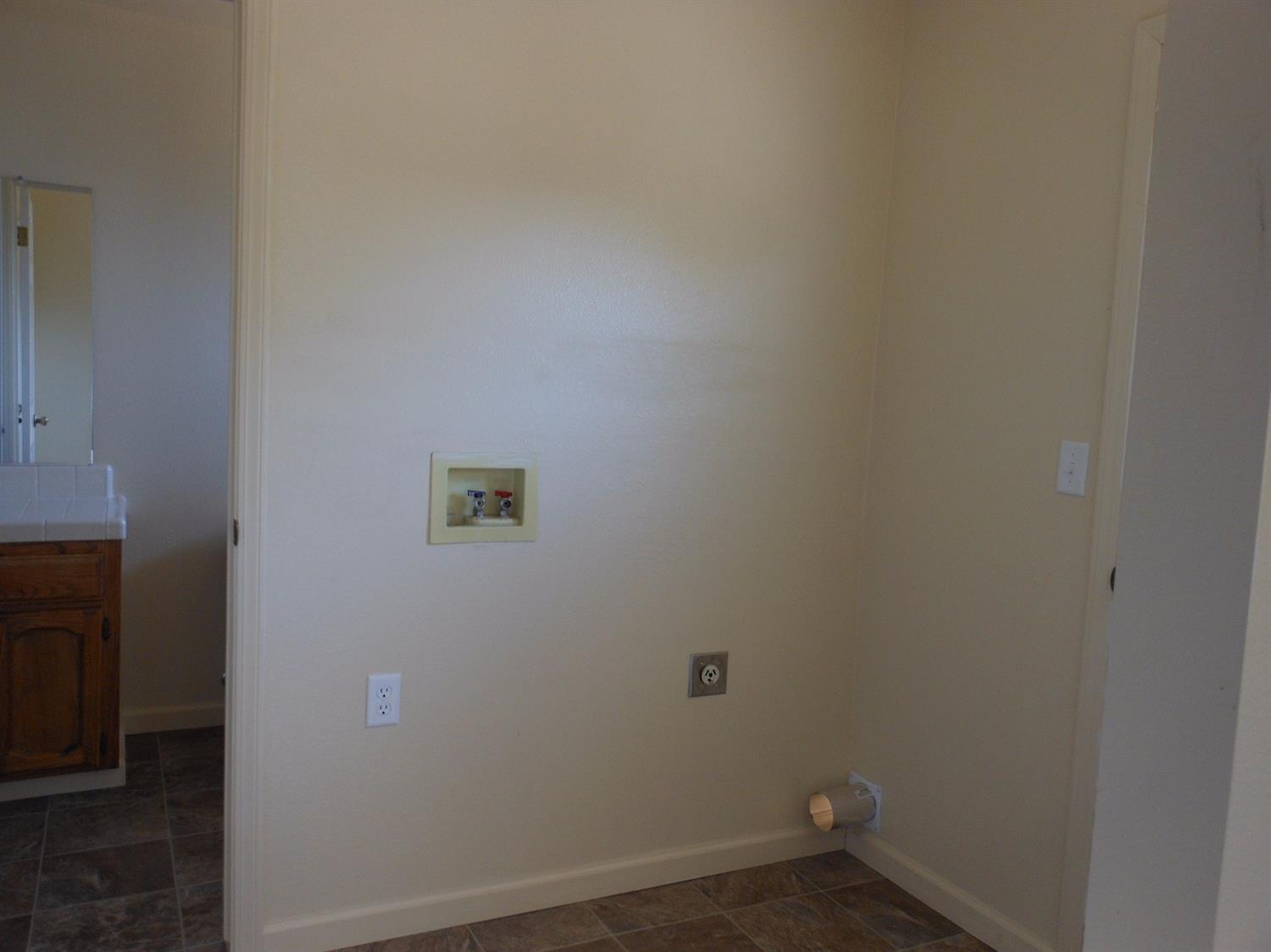 33306 Vetoll Road, Unit 2 Coarsegold, CA 93614 - Photo 9 of 53 Gallery Image 9