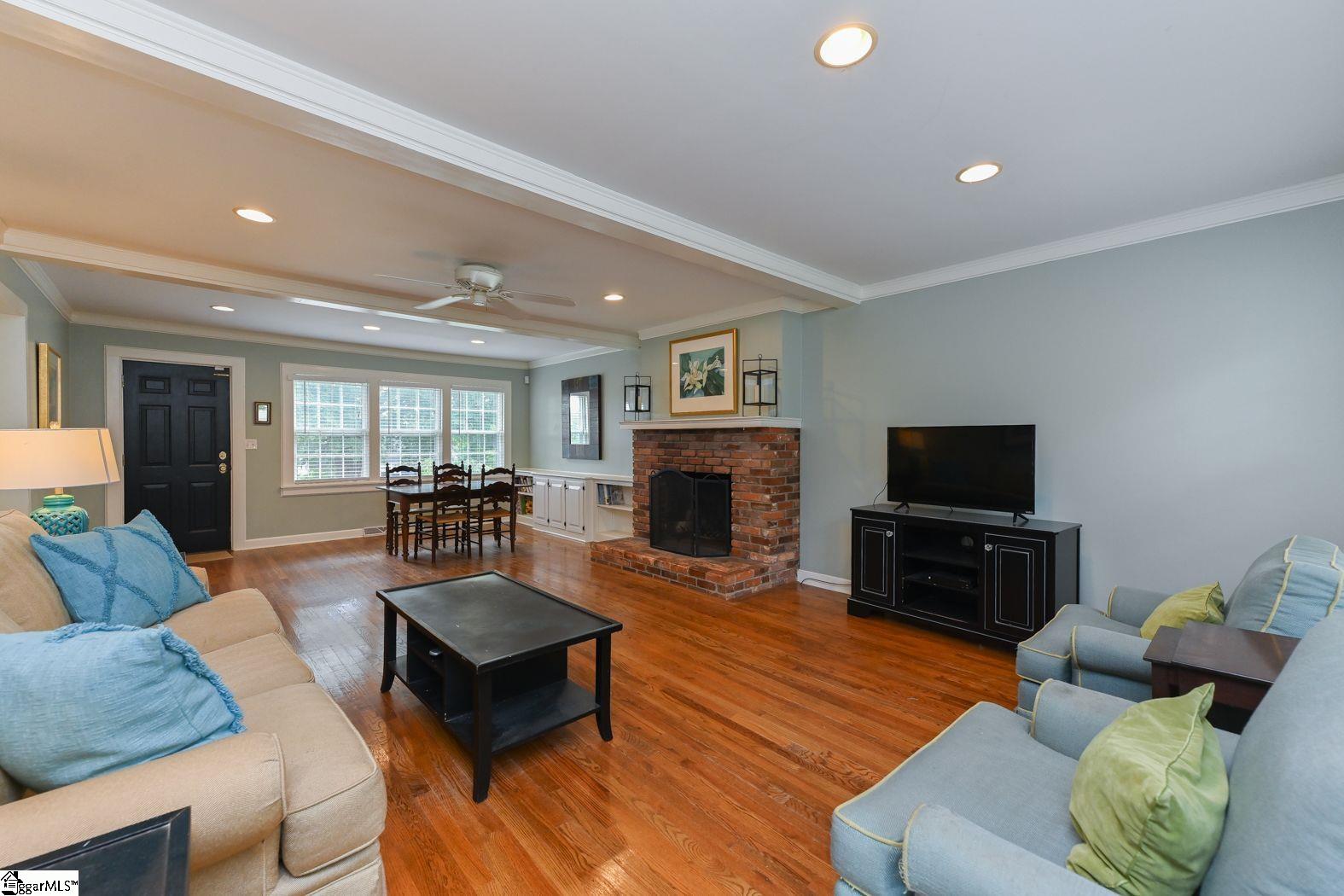 455 Longview Terrace Greenville, SC 29605 - Photo 11 of 27 Gallery Image 11