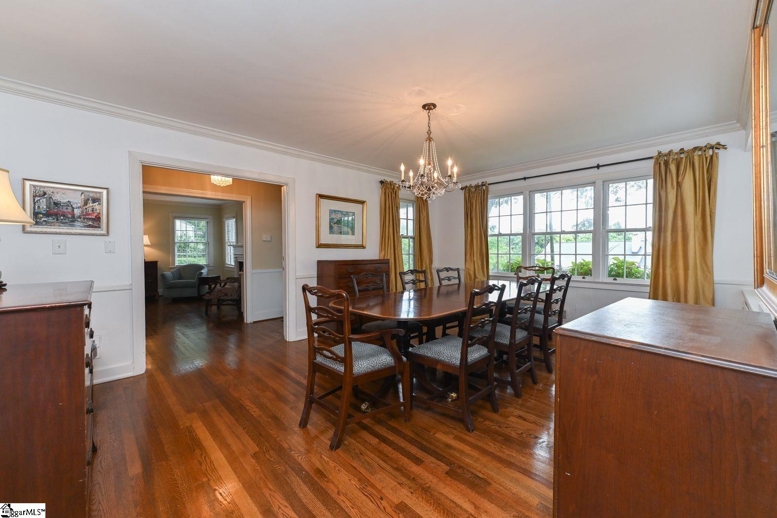 455 Longview Terrace Greenville, SC 29605 - Photo 5 of 27 Gallery Image 5