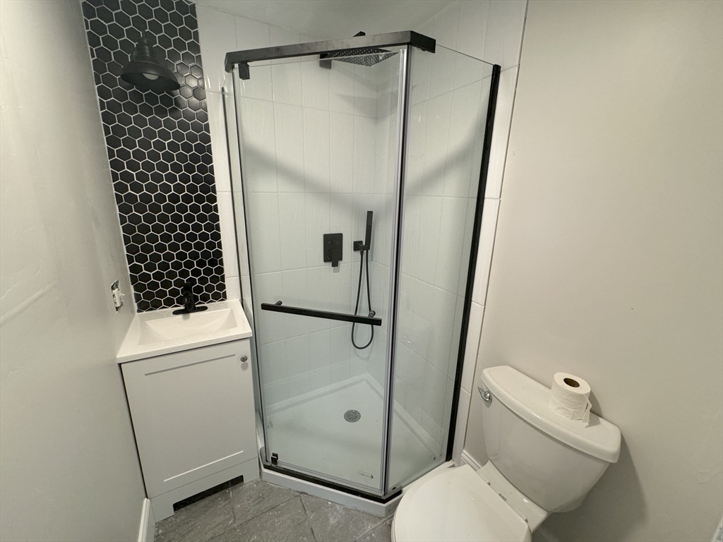 28 Academy Hill Road, Unit 1F Boston, MA 02135 - Photo 5 of 7