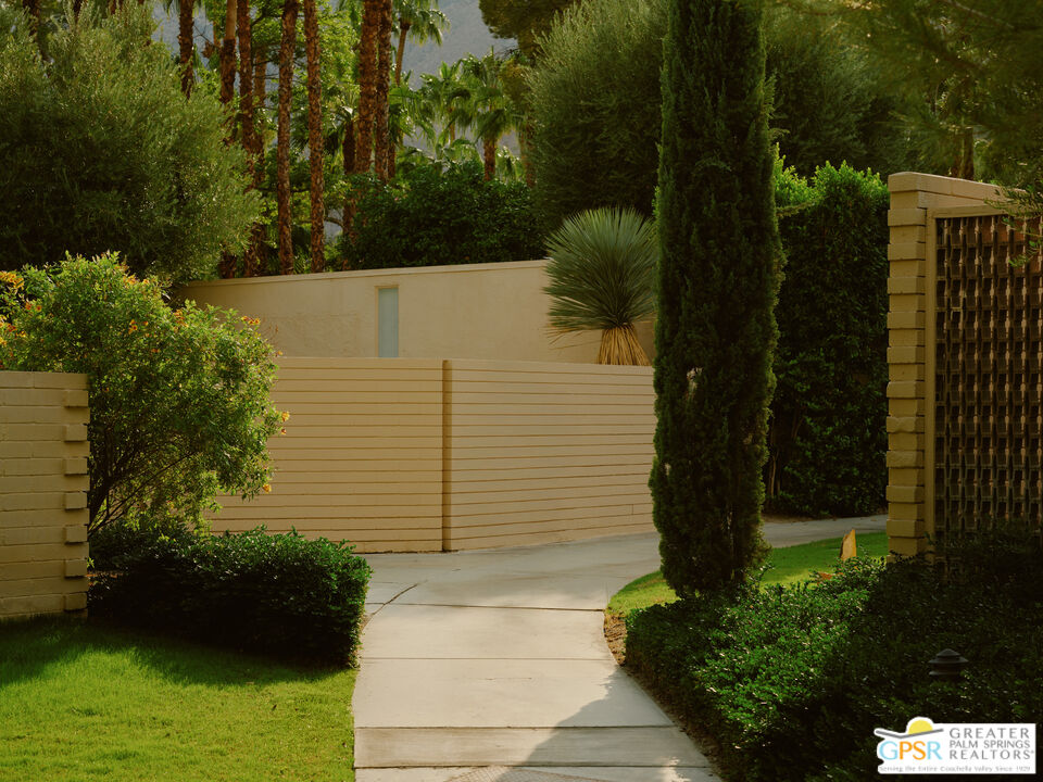 360 Cabrillo Road, Unit 101 Palm Springs, CA 92262 - Photo 34 of 39