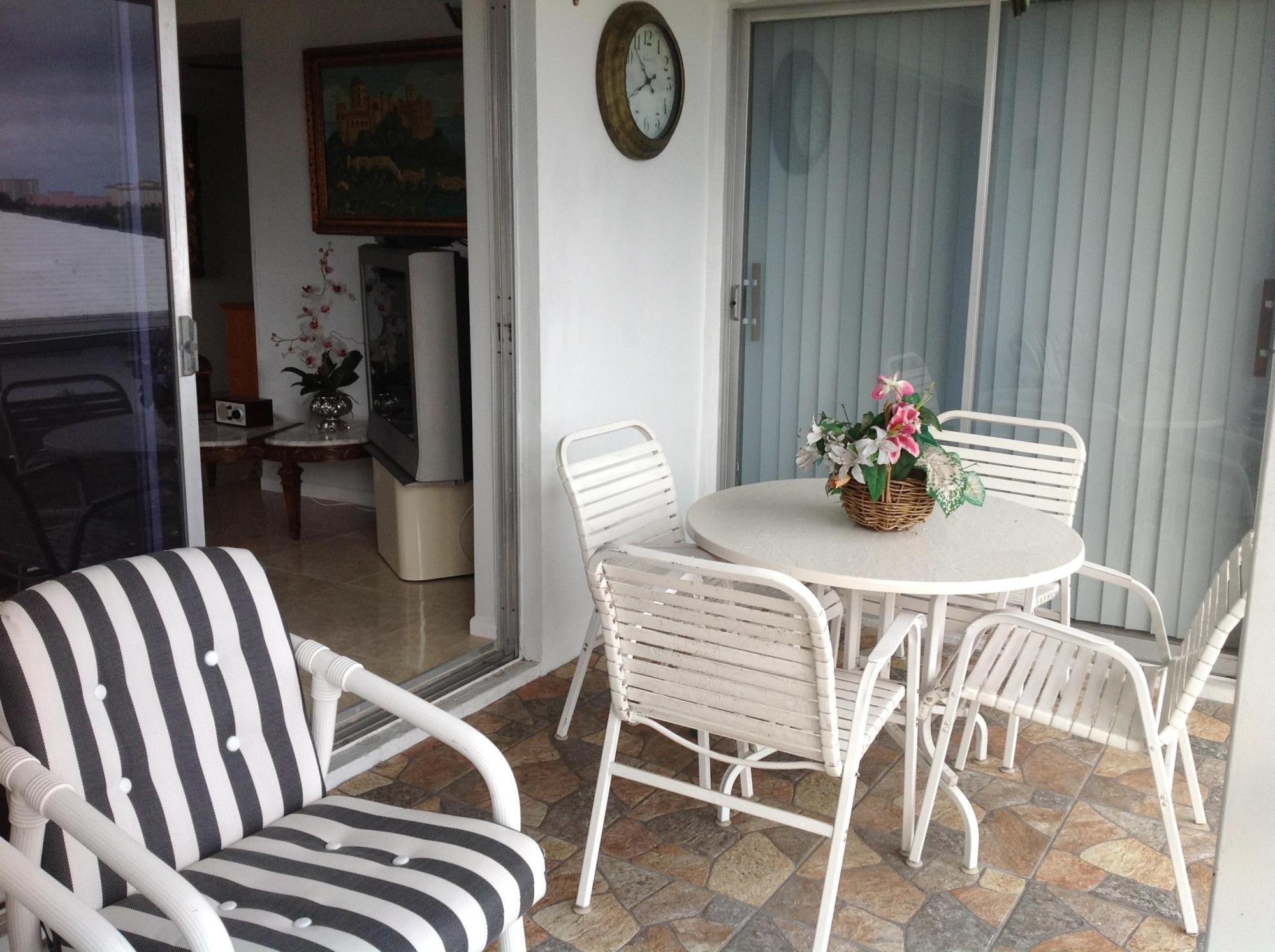 10 Southeast 13th Street, Unit D1 Boca Raton, FL 33432 - Photo 18 of 21 BEAUTIFUL TILE ON PORCH