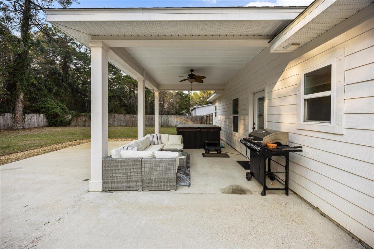 1935 Reagan Road Navarre, FL 32566 - Photo 21 of 31 04-1V3A0436