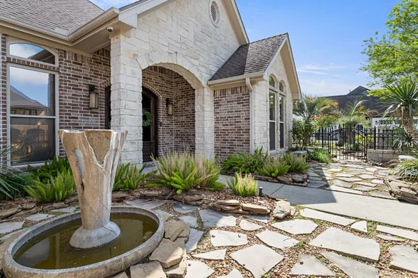 a building view with a outdoor space