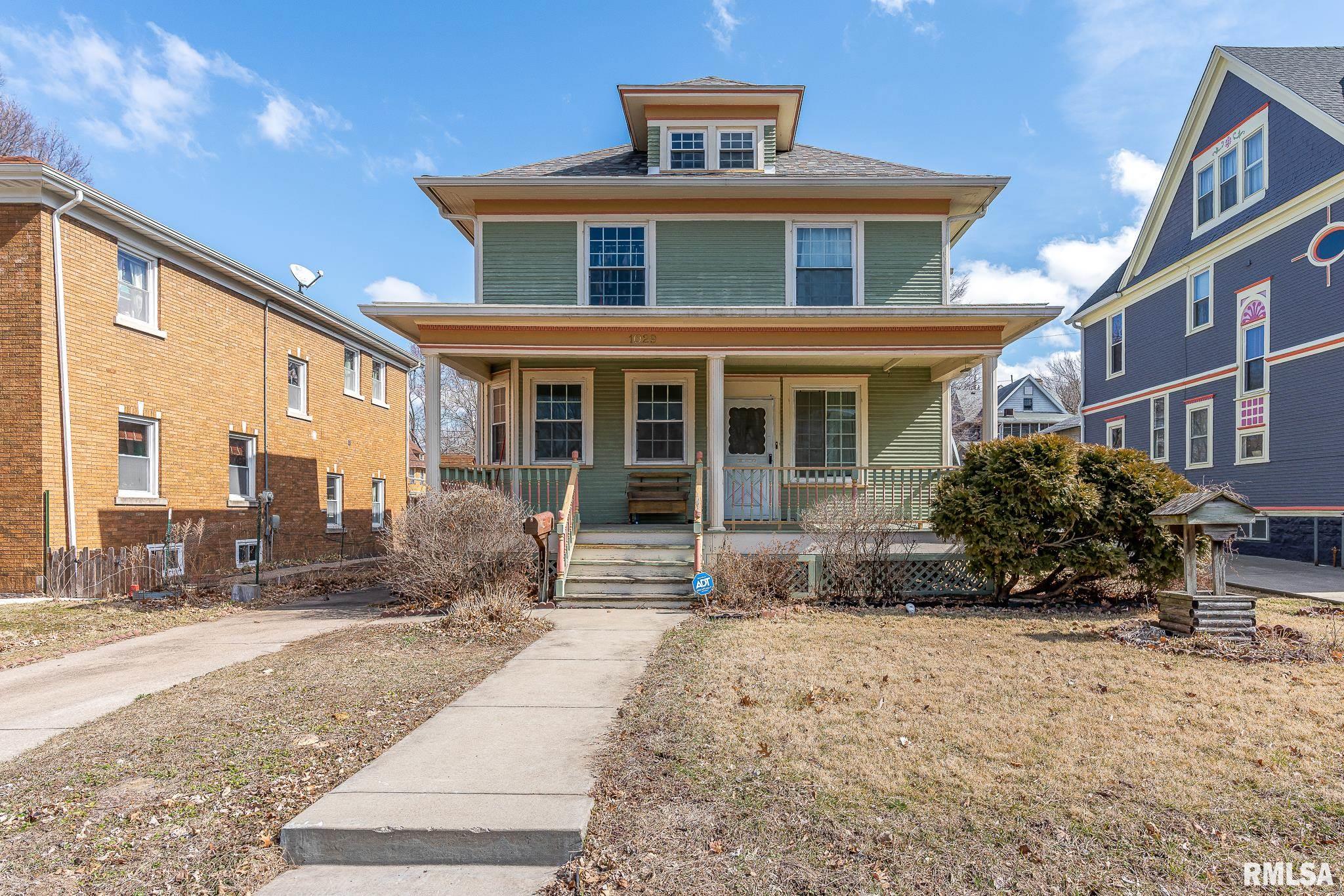 1029 20th Street Rock Island, IL 61201 - Photo 1 of 16