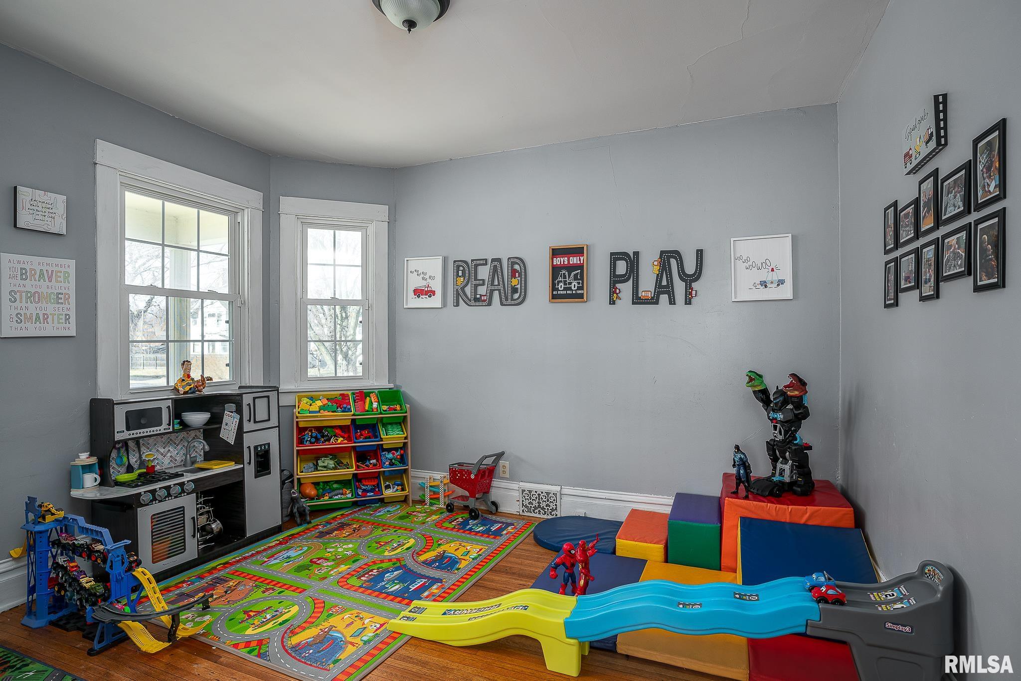 1029 20th Street Rock Island, IL 61201 - Photo 5 of 16