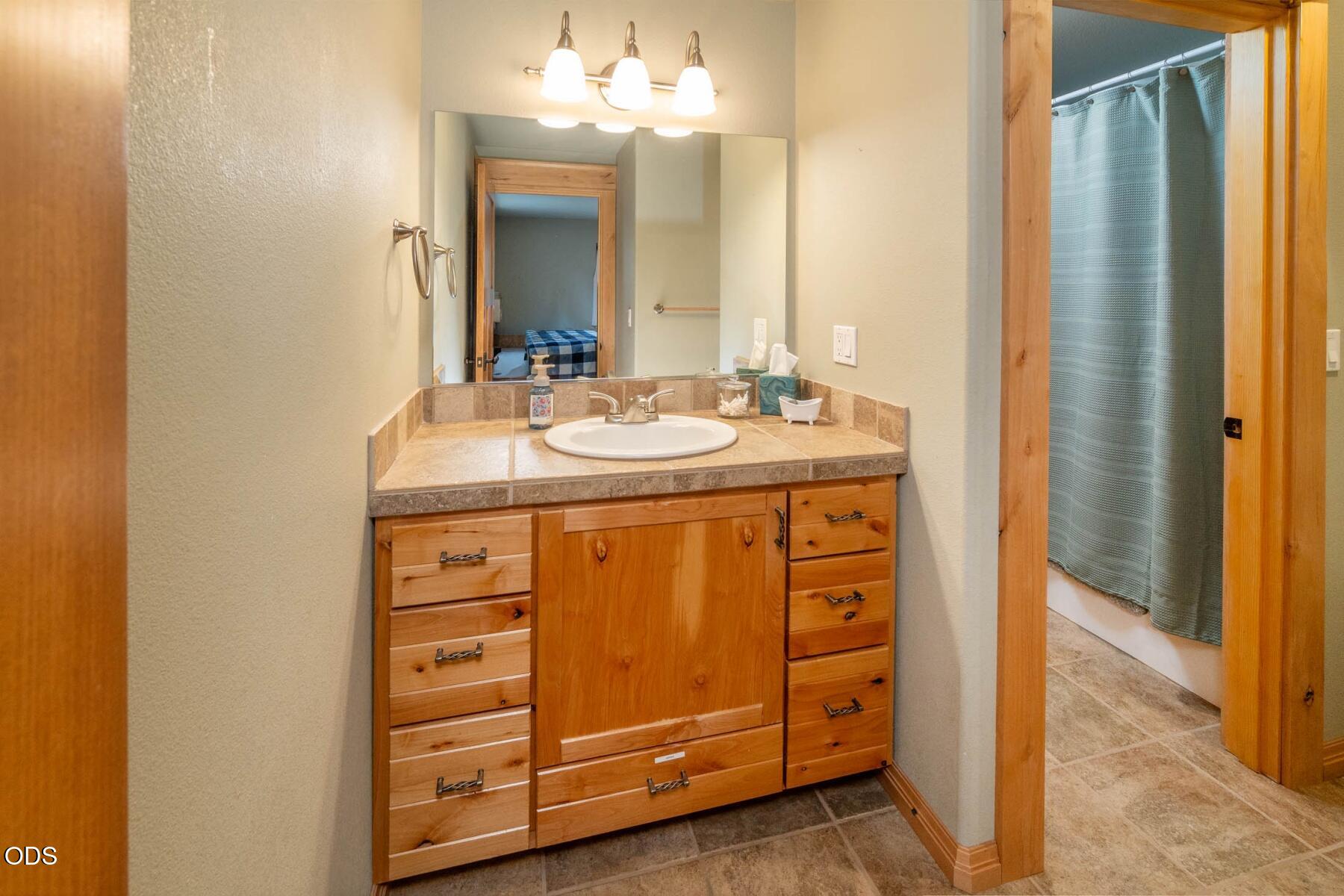 52174 Foxtail Road La Pine, OR 97739 - Photo 19 of 47