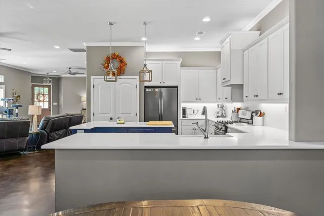 $385,500 | 2400 Park Place, Corsicana, TX 75110