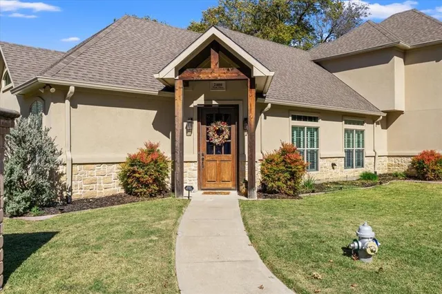 $385,500 | 2400 Park Place, Corsicana, TX 75110