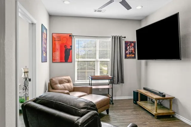 $385,500 | 2400 Park Place, Corsicana, TX 75110