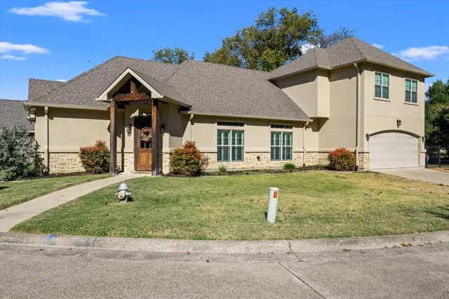 $385,500 | 2400 Park Place, Corsicana, TX 75110