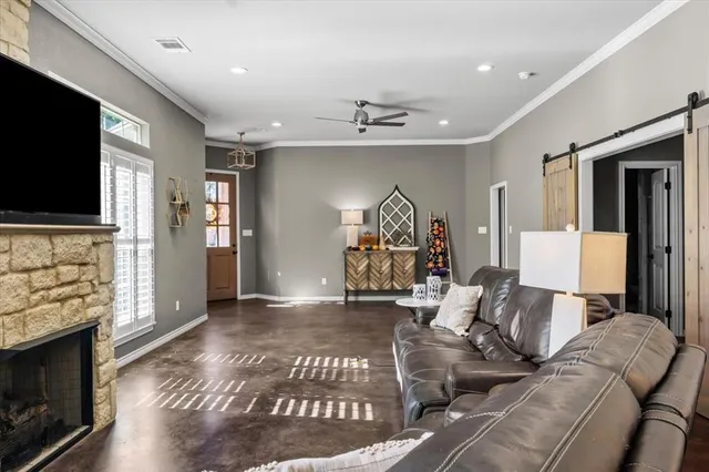 $385,500 | 2400 Park Place, Corsicana, TX 75110