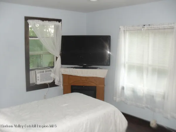 $389,000 | 100 Lake Road, Lake Katrine, NY 12449