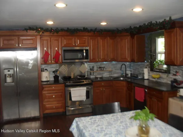 $389,000 | 100 Lake Road, Lake Katrine, NY 12449