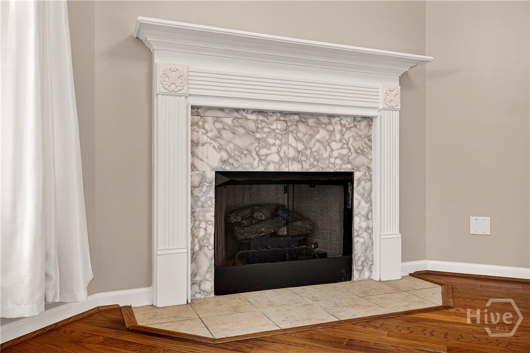 120 Pine View Crossing Pooler, GA 31322 - Photo 12 of 37 Gas Fireplace