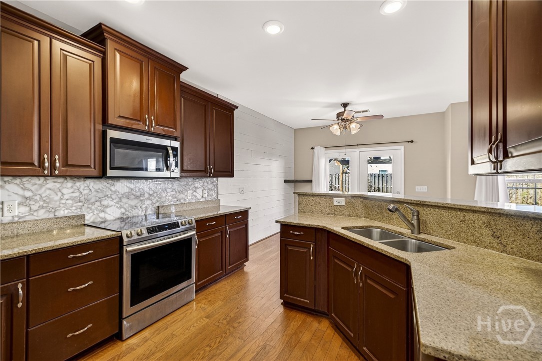120 Pine View Crossing Pooler, GA 31322 - Photo 18 of 37 Kitchen