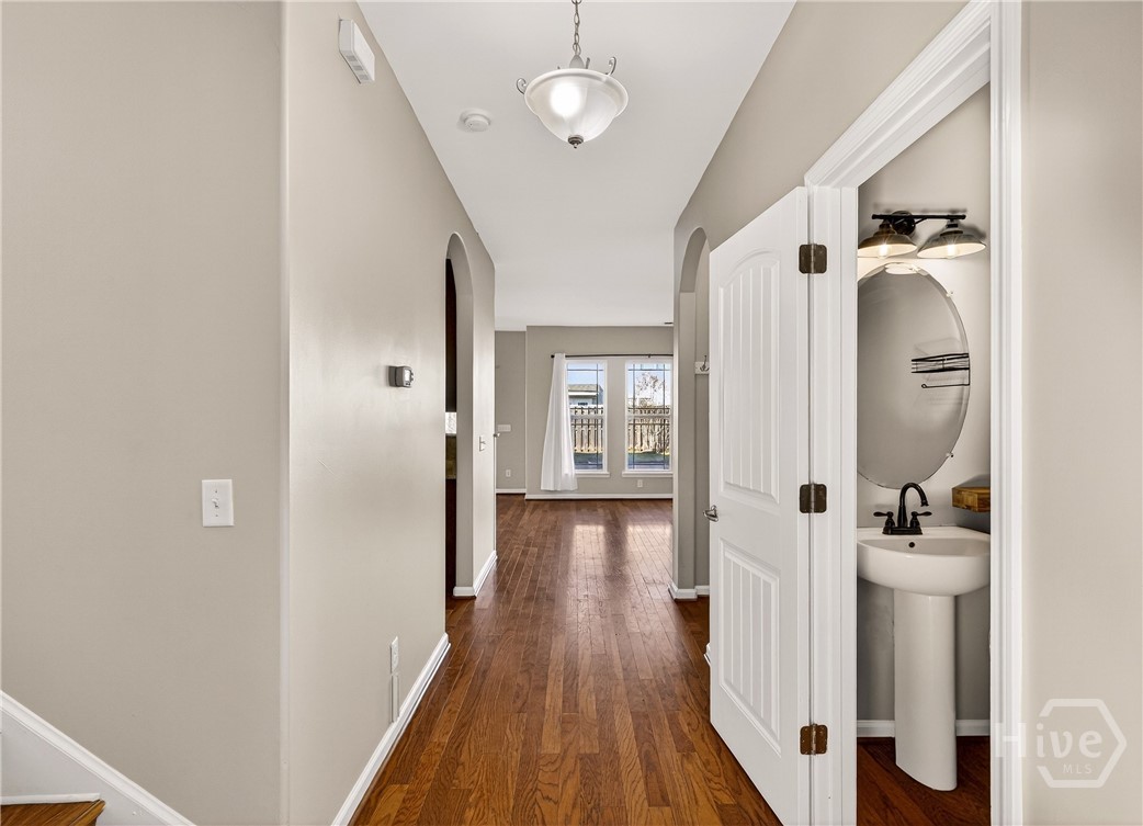 120 Pine View Crossing Pooler, GA 31322 - Photo 8 of 37 Front Hallway