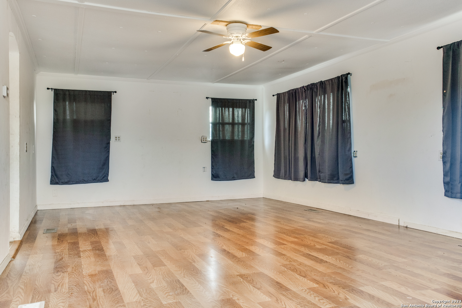 741 Julia Drive Comfort, TX 78013 - Photo 6 of 13