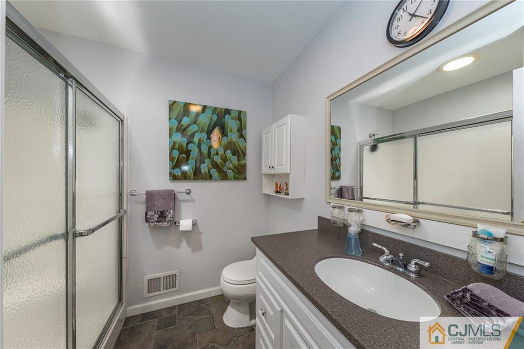 71 Bates Road Jackson, NJ 08527 - Photo 17 of 25 Gallery Image 17