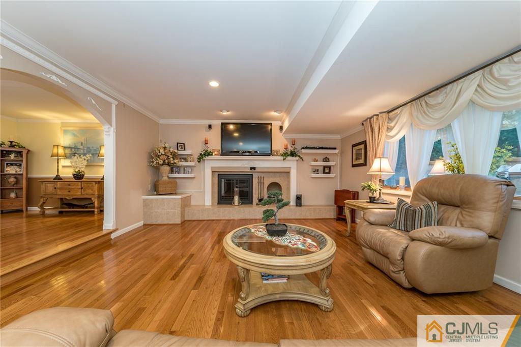 71 Bates Road Jackson, NJ 08527 - Photo 6 of 25 Gallery Image 6