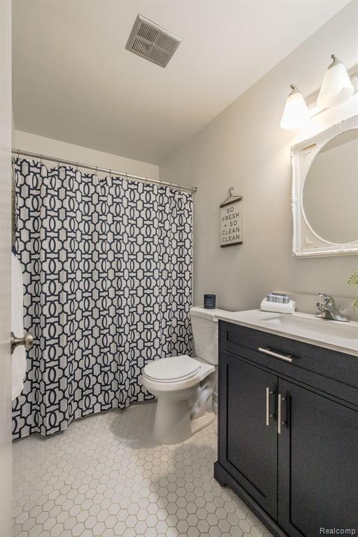 141 Stratford Lane Rochester Hills, MI 48309 - Photo 25 of 37
