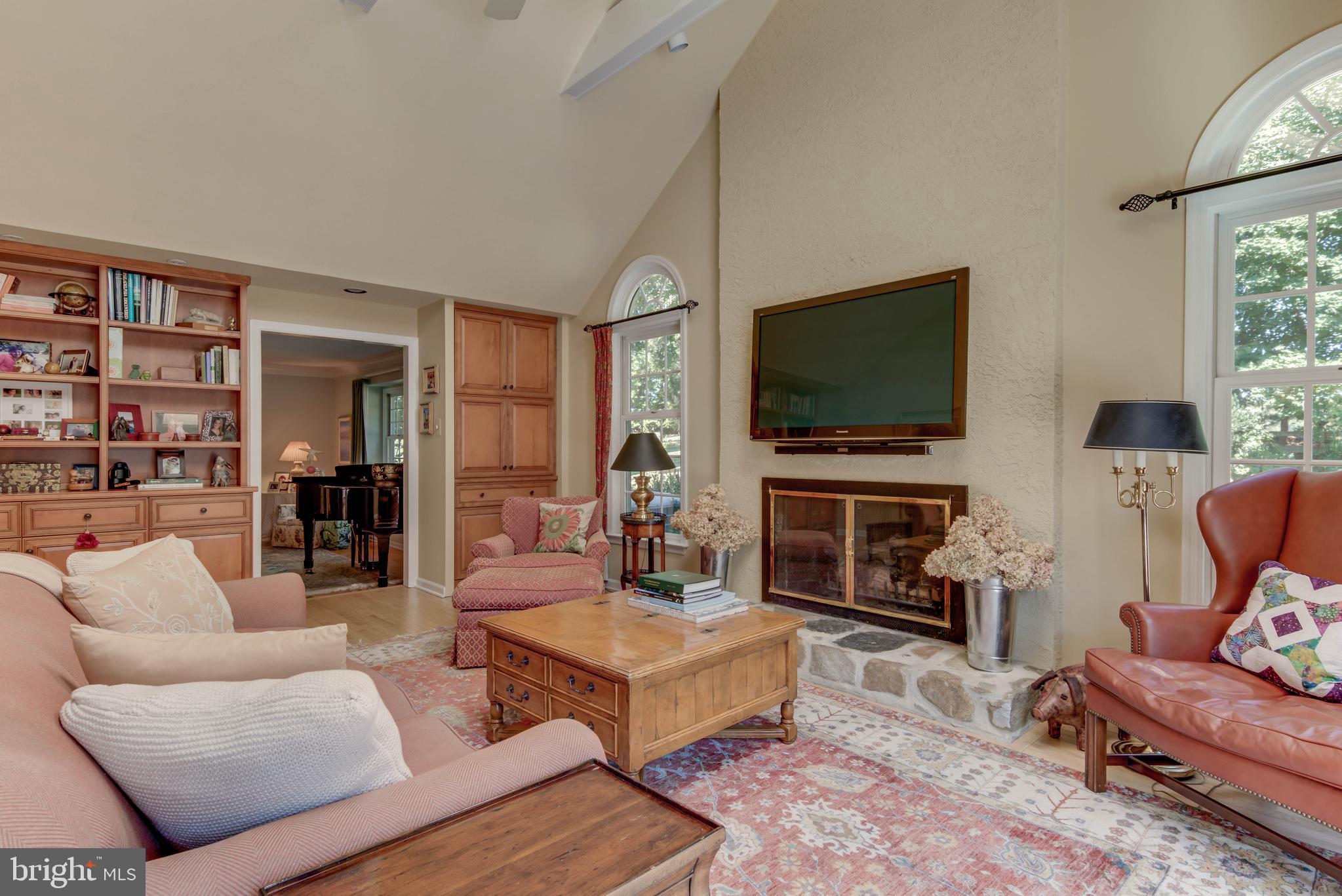 424 Inveraray Road Villanova, PA 19085 - Photo 10 of 32