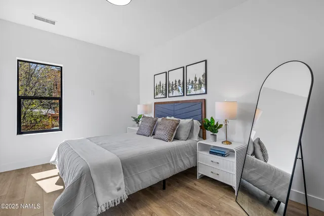 $598,000 | 302 West Oak Avenue, Unit 10, Flagstaff, AZ 86001