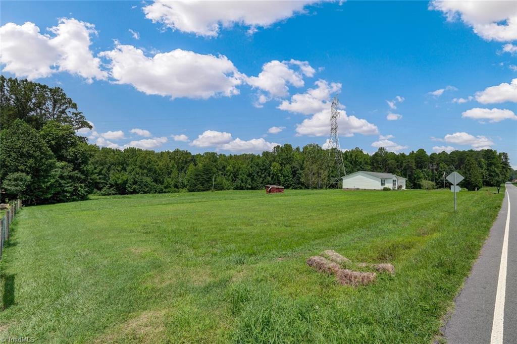 716 Sandy Cross Road Reidsville, NC 27320 - Photo 6 of 50