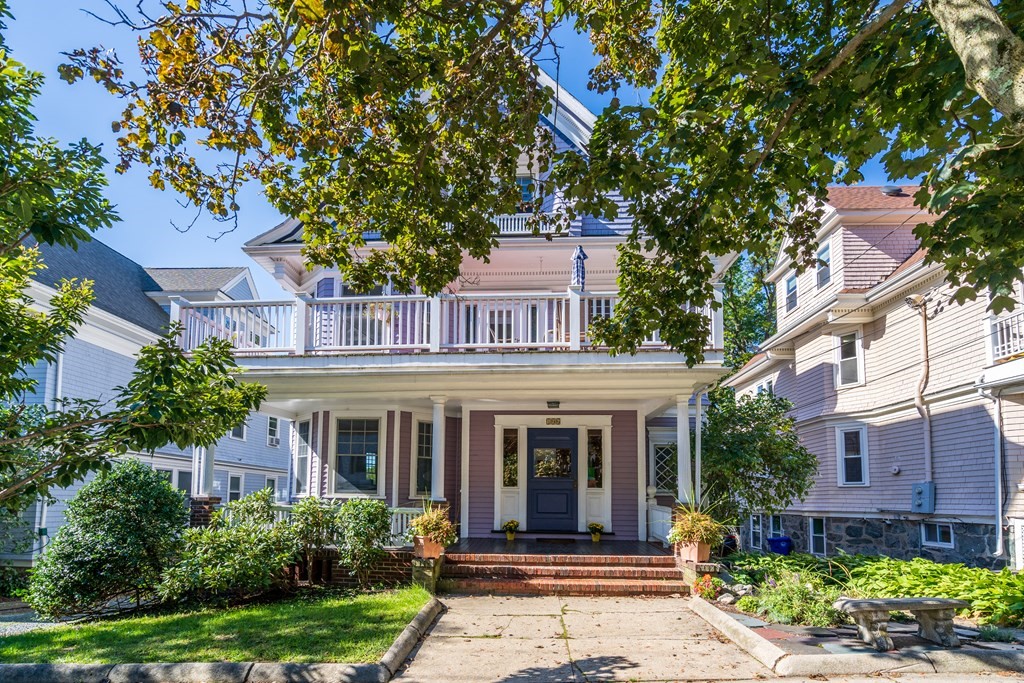 106 Westbourne Terrace, Unit 1 Brookline, MA 02446 - Photo 1 of 22 a front view of a house with garden