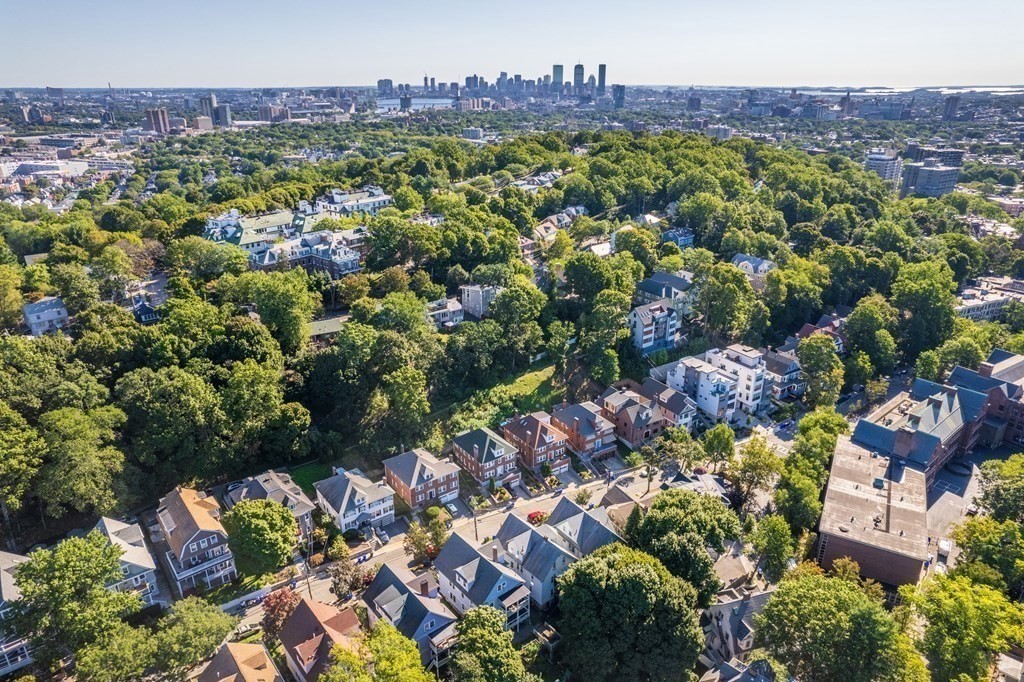 106 Westbourne Terrace, Unit 1 Brookline, MA 02446 - Photo 21 of 22 an aerial view of a houses with a street and green space
