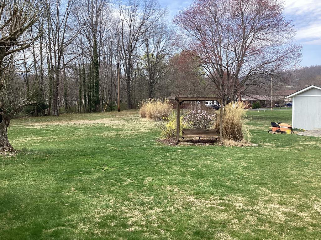 280 Jackson Street Raven, VA 24639 - Photo 31 of 40 Gallery Image 31