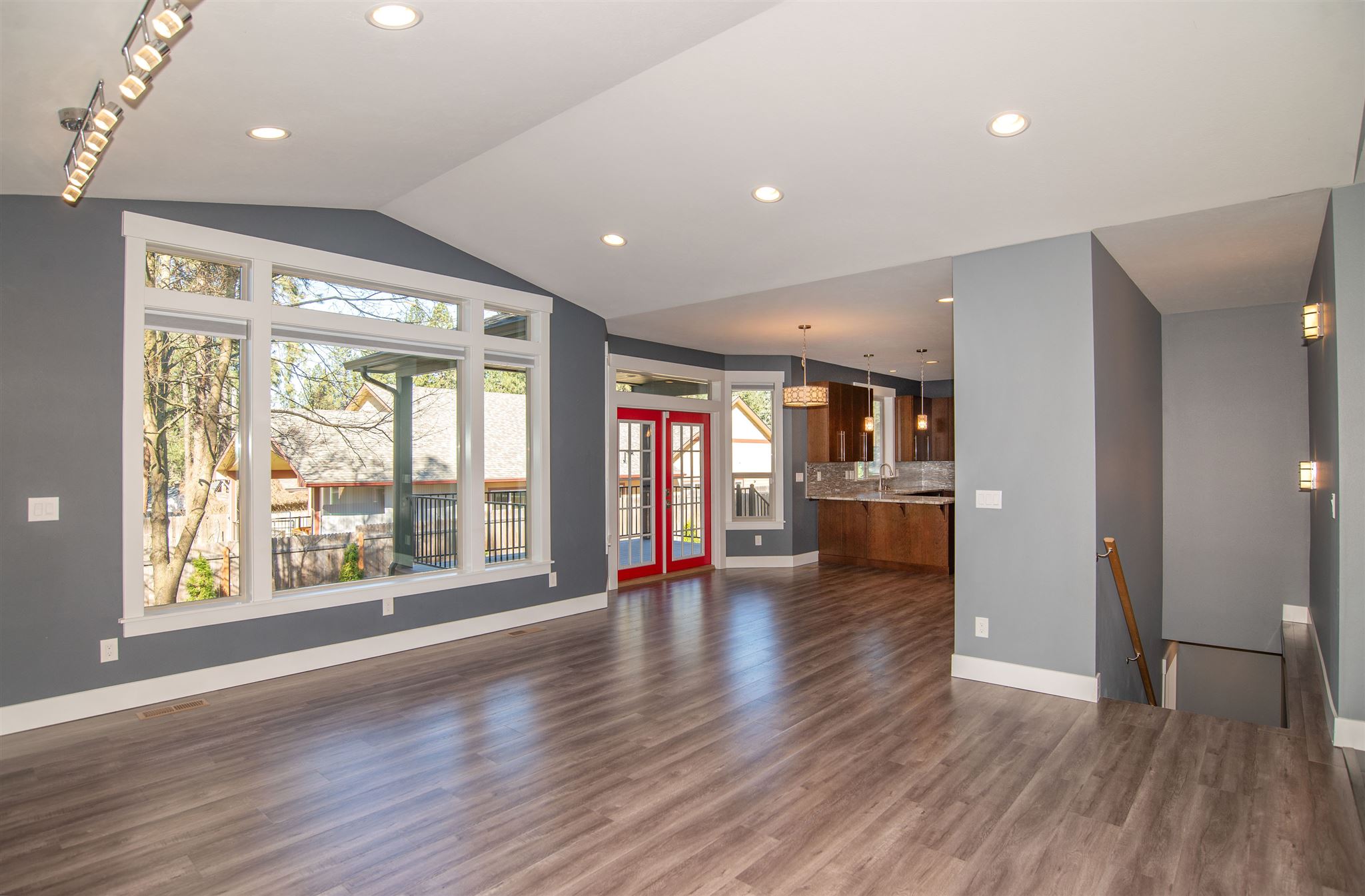 1112 South Walnut Road Spokane Valley, WA 99206 - Photo 8 of 37 Gallery Image 8