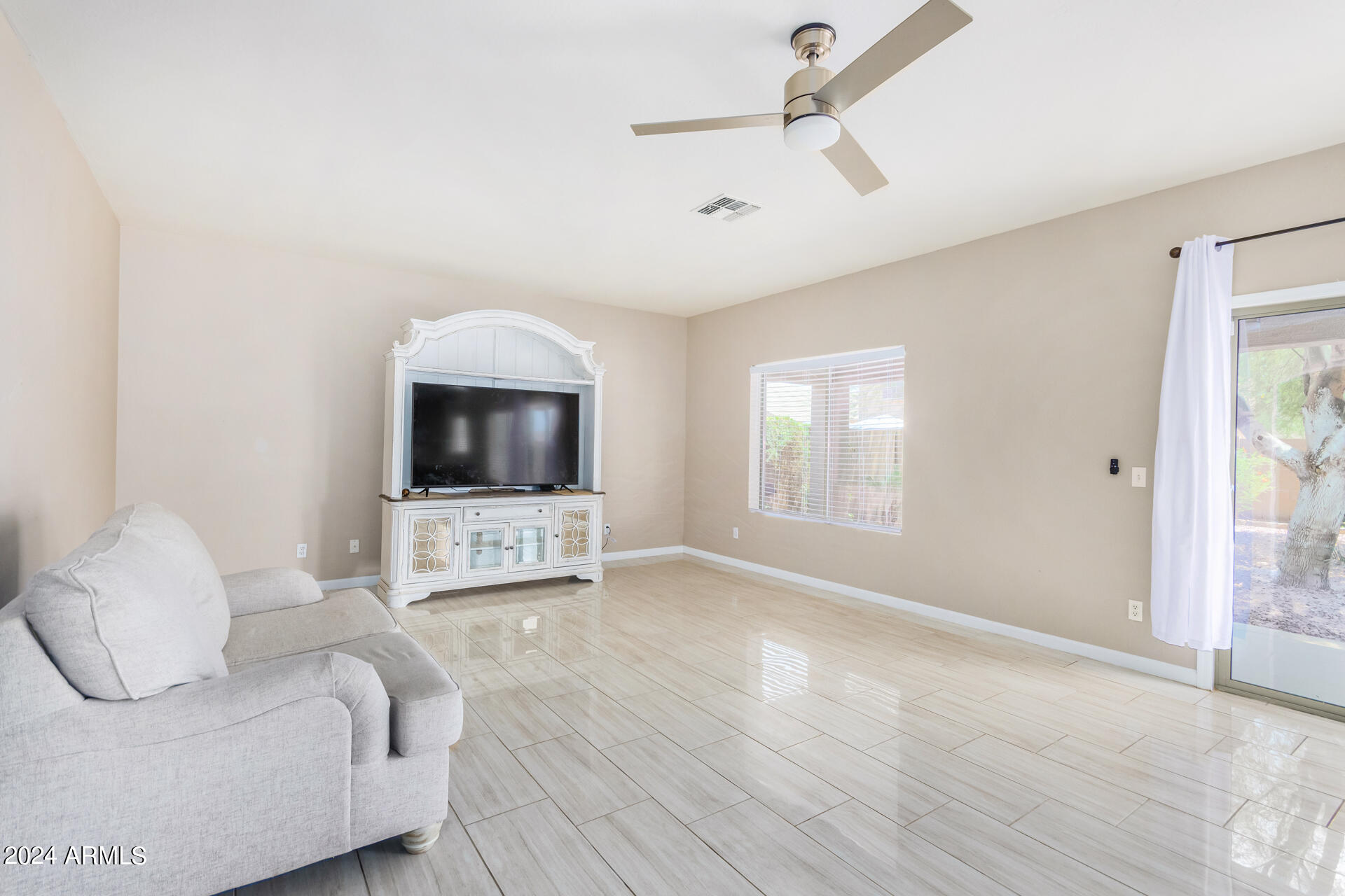 42795 West Irene Road Maricopa, AZ 85138 - Photo 7 of 45 07 - Irene