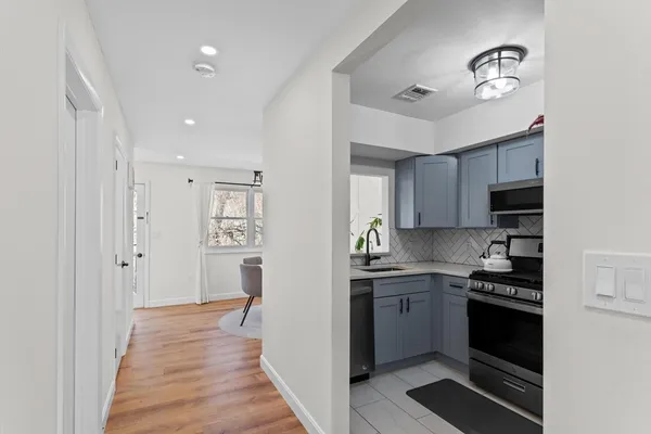$599,000 | 5257 Washington Street, Unit 5257, Boston, MA 02132