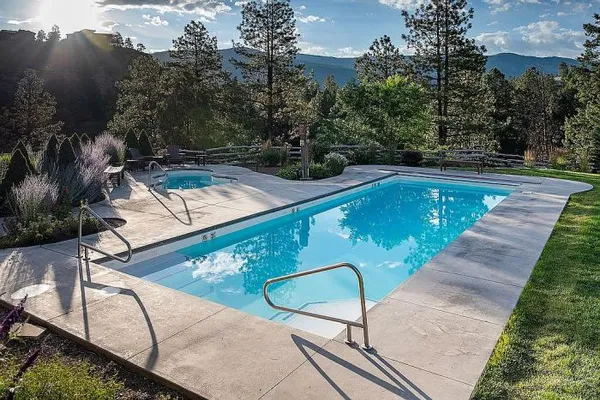 $320,000 | 961 North Tamarron Drive, Unit 607, Durango, CO 81301
