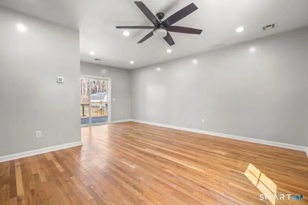 $480,000 | 10 Karen Boulevard, Newtown, CT 06470