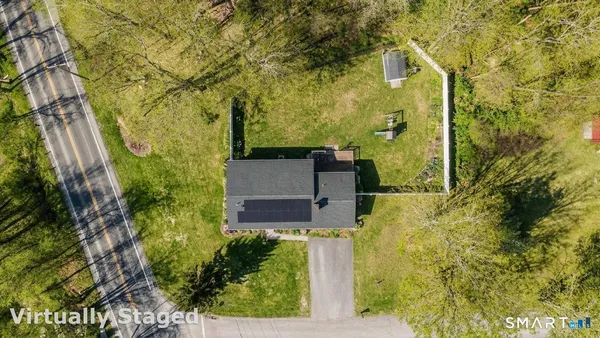 $480,000 | 10 Karen Boulevard, Newtown, CT 06470