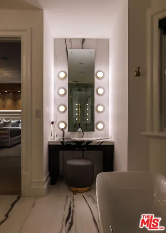 a view of an entryway with a door