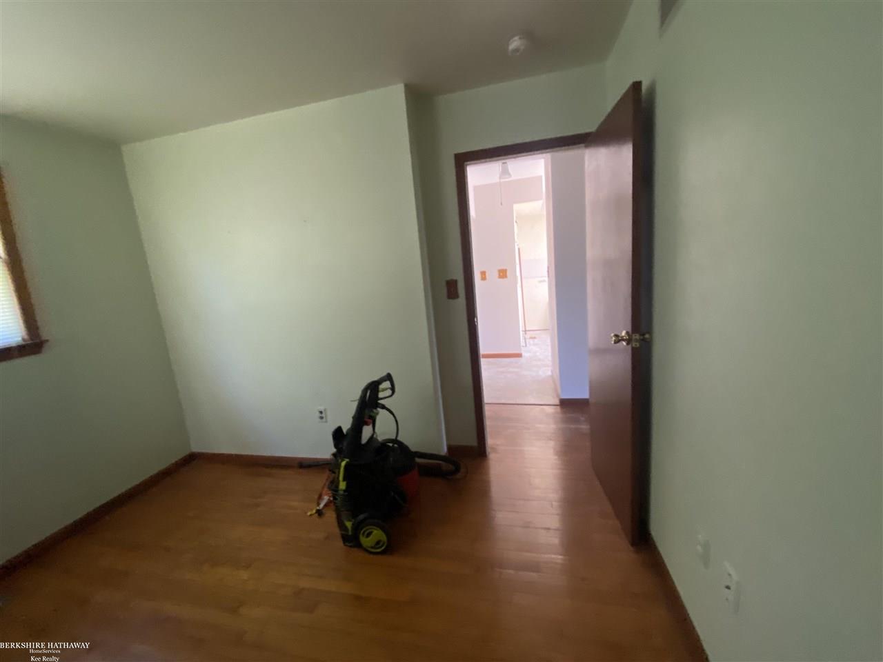 1845 North Rochester Road Leonard, MI 48367 - Photo 27 of 32 50079156-26.JPG