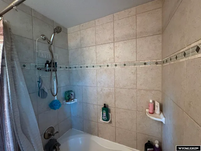 $330,000 | 409 Northpointe Drive, Riverton, WY 82501