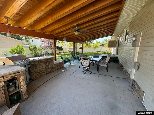 $330,000 | 409 Northpointe Drive, Riverton, WY 82501